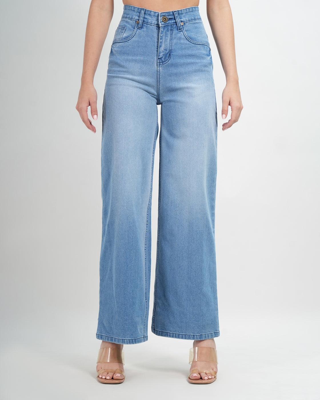 WIDE BOTTOM LIGHT BLUE JEAN